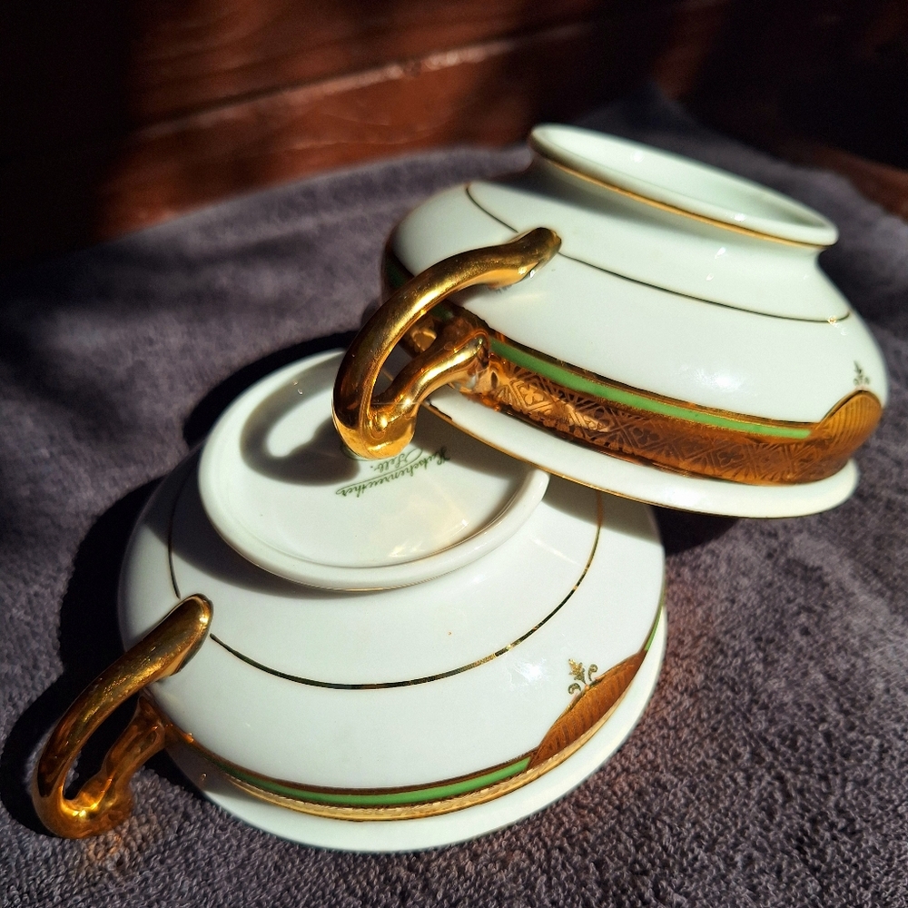 Vintage Hutschenreuther Selb Bavaria 24k Gold Encrusted Soup Bowls